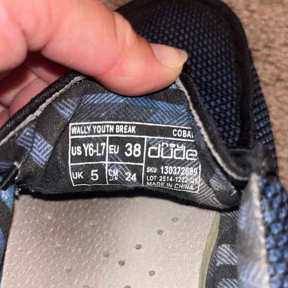 Hey Dudes - Picture 3 of 3